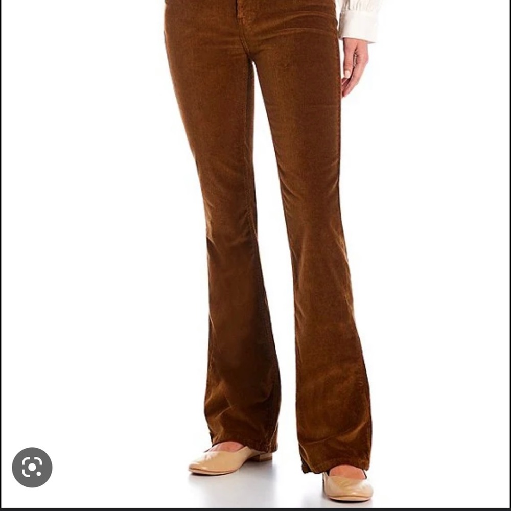 Wrangler High Rise Fierce Flare 0/25x32 - Picture 2 of 7